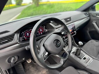 Škoda Superb 3 2.0TDI Sportline - 9