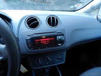 Seat Ibiza ST 1.4 16v 63 kW r.v. 2011 PO ROZVODECH - 9