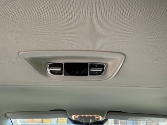 Mercedes Benz V 300d /Avantgarde/ L /Airmatic / 174 kw - 9