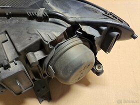Pravé přední světlo na díly VW TOURAN 5T 5TB941006A - 9