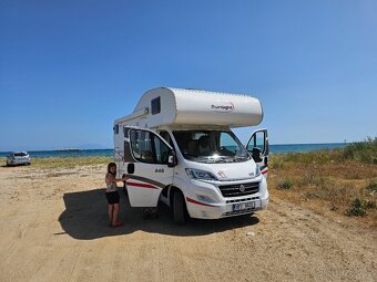 obytné auto Sunlight A68 Capron 2.3JTD 2015 6osob jízda i sp - 9