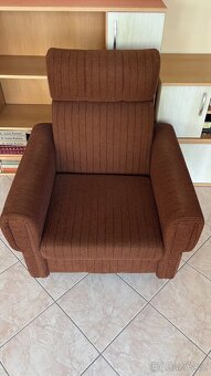 STARÝ NÁBYTEK , KŘESLA, ROZKLÁDACÍ GAUČ, - 9