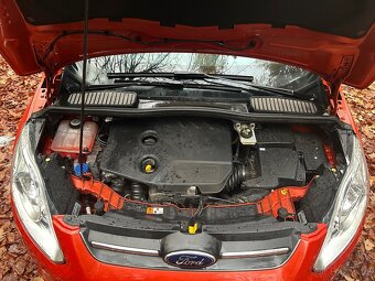 Ford C-Max 1.6 tdci 70kW rok 2012 - 9