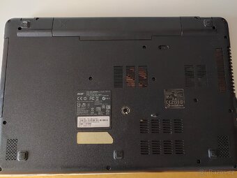Acer Aspire E15 E5 571G - 9