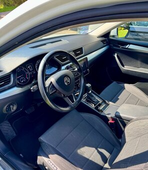 Škoda Superb, 2,0TDI,DSG,NAVI,serviska - 9