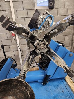 Nůžkový zvedák s přípravou na geometrii 5.000kg - 9