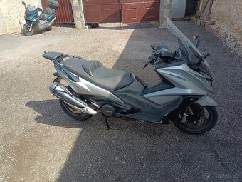 Kymco AK 550 Cz doklady v ceně. - 9