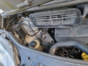 Opel Vivaro 1.9 - 9