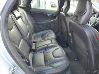 Volvo V40 2,0 D2 OCEAN RACE NAVI - 9