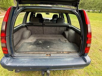 Volvo V70 2.5 TDI 103kw, pěkný stav, nová STK - 9