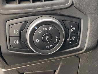 Ford Focus 1.0 EB , 92 kW benzín, 2017 - 9