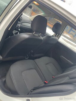 Hyundai i10 1.1 51kW - 9