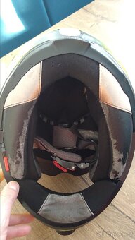 Vyklápěcí helma LS2 - 9