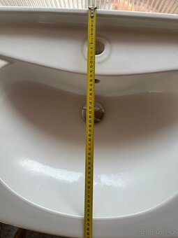 Koupelnová skříňka - 9