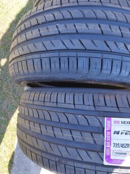 225/45 r17 letni pneu - 9