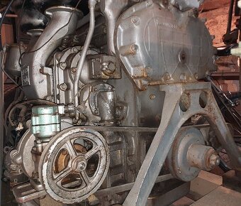 motor, agregát - 9