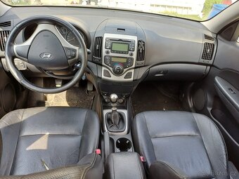 Hyundai i30 sport - 9