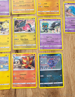 Pokemon karty, 33x - 9