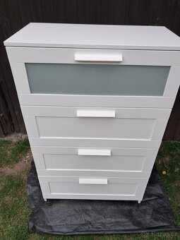 Ikea komoda Brimnes 4 zásuvky - 9