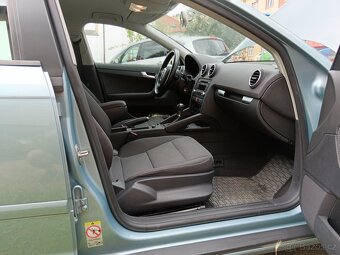 Prodám Audi A3 1.6i - 9