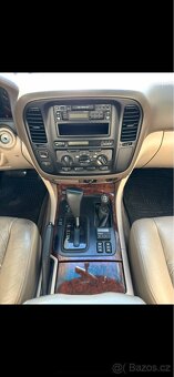 Toyota Land Cruiser 100, rok 2001 - 9
