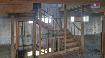 Prodej výrobního zemědělského objektu, 1708 m², Javorník - 9