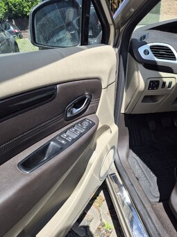 Renault Scenic III - 9