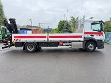 9861 Mercedes-Benz Antos 1836 - 4x2 – Valník + HR-HIAB 111 E - 9