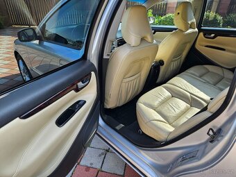Volvo V70, D5,120KW, TOP VÝBAVA,2.MAJITEL r.v.2005 - 9