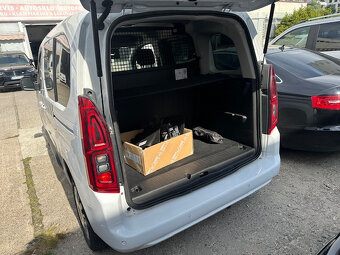 Predám OPEL Combo Life 1.5 CDTI Edition Plus r.v. 3/2013 - 9