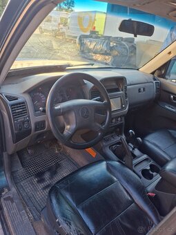 Mitsubishi pajero - 9