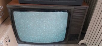 CRT televize - 9