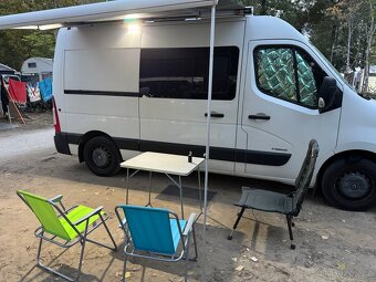 Obytná dodávka Renault Master 2.3 dci 92kw - 9