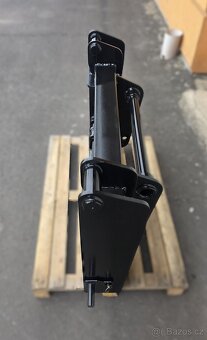 Adaptér UN053 na traktor, čelní nakladač EURO - 9