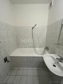 Milovice, pronájem bytu 3+1 s lodžií, 65 m2, okr. Nymburk. - 9