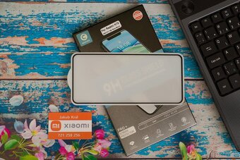 Tvrzené sklo Mocolo 3D,5D,UV pro Xiaomi, Redmi a Poco - 9