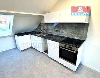 Prodej rodinného domu, 189 m², Rohatec, ul. Osvobození - 9
