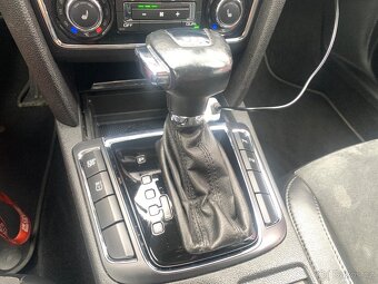 ŠKODA SUPERB 2.0 TDI CR 125kW ELEGANCE DSG - 9