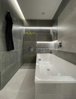Pronájem atypického bytu 62m², ul. Bělocerkevská, Praha 10 - - 9