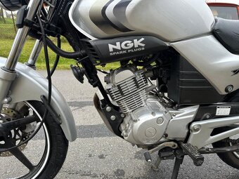 Yamaha YBR 125 - 9