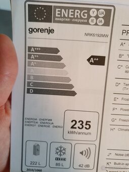 Kombinovana lednice s mrazakem REZERVACE - 9