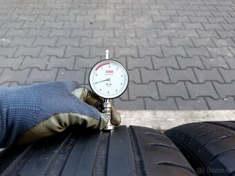 225/45/18 letní pneu nokian - 9