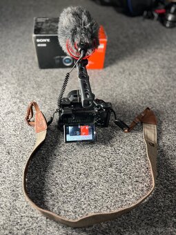 Prodám Sony a6500 se spoustou příslušenství - 9
