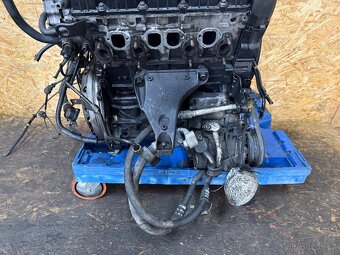 KOMPLETNÍ MOTOR BEZ TURBA 1.9 TDI 96KW AVF - 9