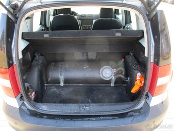 ŠKODA YETI 1,2TSI 77kW Ambition LPG Euro5 11/2011 bez koroze - 9