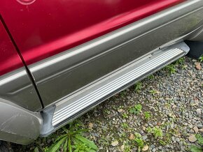 Interiér, plasty a sedačky Nissan Patrol Y61 3dv. - 9