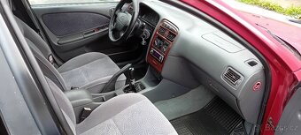 Toyota Avensis 2.0 benzín R.v.1998 94kw - 9
