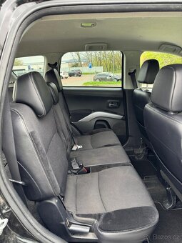 Mitsubishi Outlander - 9