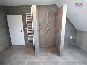 Prodej rodinného domu, 345 m², Klecany - 9
