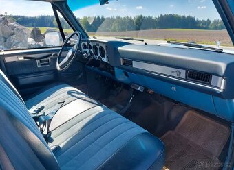 Chevrolet K10 Silverado z roku 1983 - 9